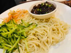 -鼓楼吃面·肉啃肉(南锣鼓巷店)