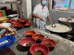-张阿三馄饨店