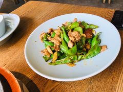 -蜜桃餐厅·伴山(湖滨商业街店)