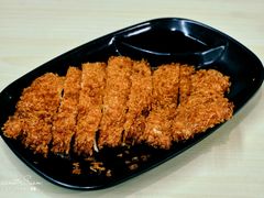 -莱莱小笼·乔艾