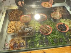 -矮子粉店1985·长沙米粉(湘春路店)