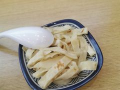 -八百里牛肉汤(盖饭·锅贴·万象城店)