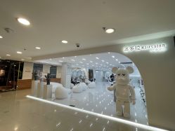 门面-东方麒麟·潘多拉SALON