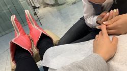 -手牵手美甲