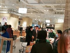 大堂-七鲜超市(瑞虹天地太阳宫店)