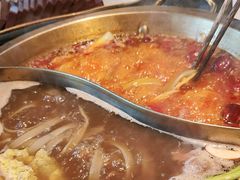 -小天鹅火锅·一线江景洪鼎旗舰店(洪崖洞店)