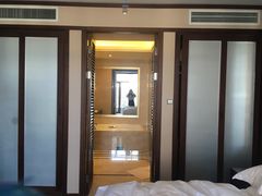 -西港航空酒店(银川南门广场机场巴士店)