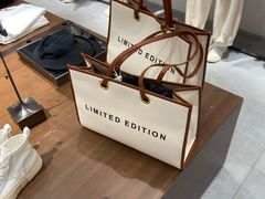 -URBAN REVIVO(七宝领展广场店)