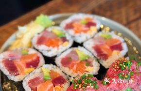 MOST Seafood Roll