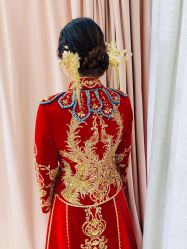 -曼青婚纱礼服馆