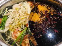 -岗上渣渣老火锅(两路口店)