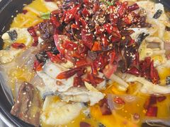 -桥边小楼·手工云南菜·古城观景小楼