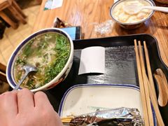 -云阿蛮云南生烫牛肉米线(奉贤路店)