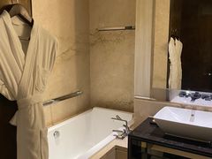 -广州天河希尔顿酒店