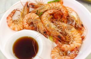 White Spoon Large Shrimp