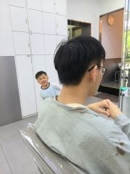 -首脑美发沙龙