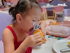 -水桶王国主题餐厅·聚会·生日派对·亲子活动·家庭套餐(亚龙湾希尔顿店)