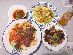 -大嘻咹biangbiang面(历史博物馆店)
