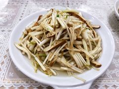 溧阳白芹-天乐农家鱼头王(天目湖店)
