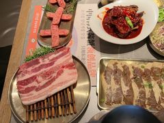 -草家酱蟹炭火烤肉店(珲春南路一店)