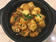 金针菇日本豆腐煲-有米猪港式餐厅