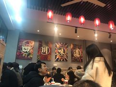 大堂-爆炸头阿姨小四川正宗川味小吃(无任何分店)