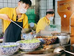 -吾穆勒蓬灰牛肉面·清真(北滨河中路店)