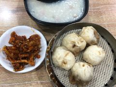 特色酱肉包-吃不亏特色包子(三峡广场店)