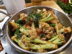 雅菲干锅有机菜花-YAFEE雅菲·粤菜·湘菜·融合菜(魏公村店)