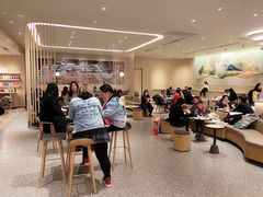 -星巴克臻选(上海陆家嘴中心店)