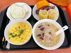 -爱的果实月嫂育婴师(世纪东方店)