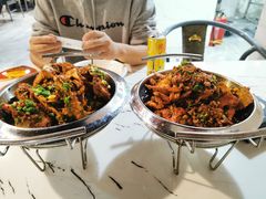 -凤凰路何眼镜香辣蟹(花果园店)
