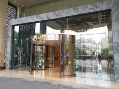 -成都保利公园皇冠假日酒店(熊猫基地店)