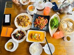 -隔壁老王·家常云南菜(花巷店)