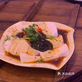 跟小姐妹约了很久的铁锅炖终于吃上啦[糖果]