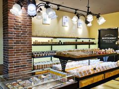 面包甜点陈列柜-九月生活(新市街店)