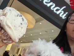 -VENCHI 闻绮(上海佛罗伦萨小镇店)