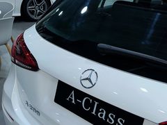 -宁波之星奔驰4S店(海曙店)