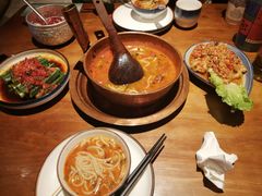 -觅山云南菜(泊富ICITY店)