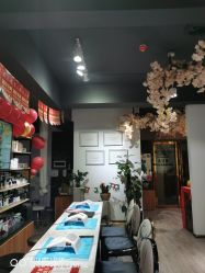 -潮店·虞妃妮轻奢美甲美睫馆