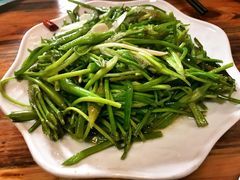 -小锅巴纳西餐厅