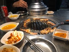 -韩聚屋韩国烤肉餐厅(新北万达店)