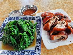 -黄记四更烤乳猪店