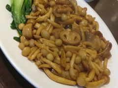 -赶海部落海鲜城(海阳路店)