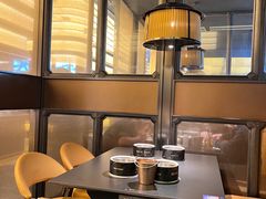 -钱小奴海鲜自助黑金店(杭州滨江龙湖店)