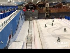 -长沙湘江冰雪世界