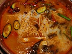 -洱火云南酸菜牛肉火锅(石景山当代商城店)