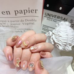 -米小兔美甲美睫