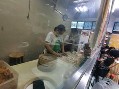 等位区-食惠里小笼包面馆(越秀店)