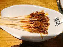 -喝丢一只鞋海鲜烧烤·海肠捞饭(市场店)